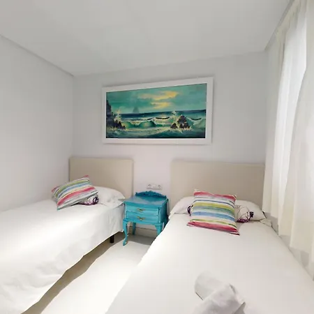 Castle And Port Views With Ac Apartment