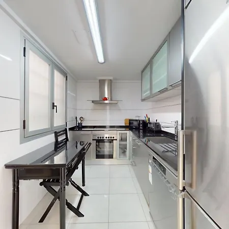 Castle And Port Views With Ac Apartment