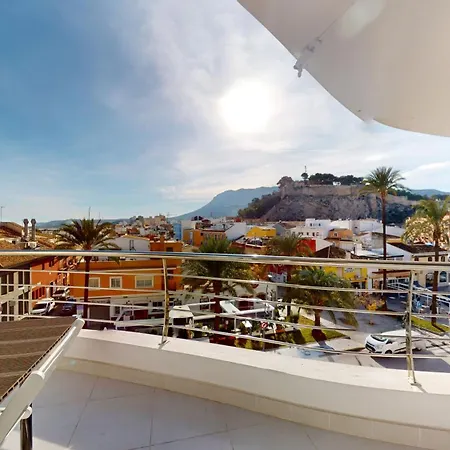 Castle And Port Views With Ac Διαμέρισμα *