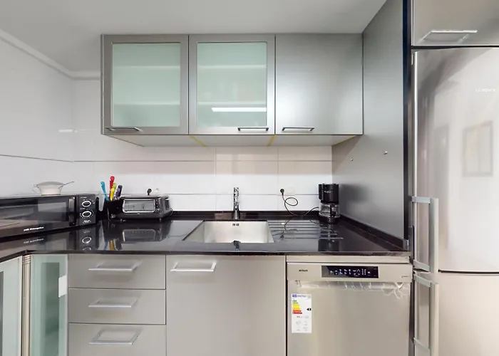 Castle And Port Views With Ac *